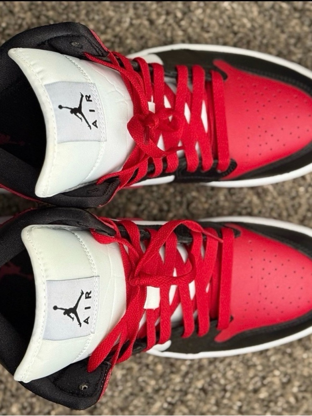 Jordan Air Jordan 1 Mid White Black Red - Picture 2 of 7
